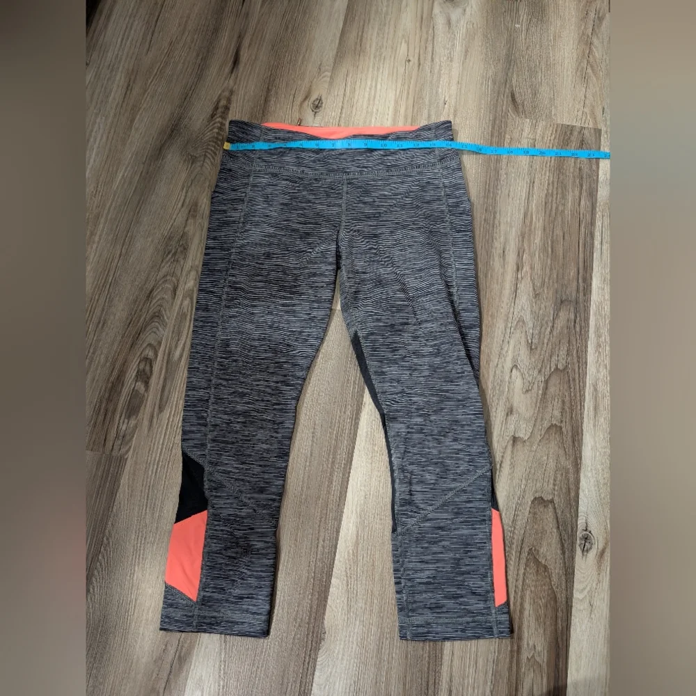 Lululemon, Women's 8, Pace Rival Crop, Black Slate - Grapefruit, Legging Running